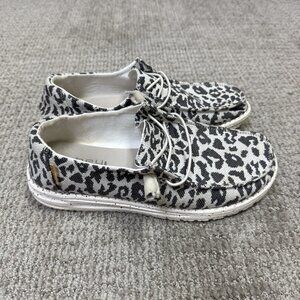 Hey Dude Wendy Sneakers Woven Cheetah Grey Women’s Size 8